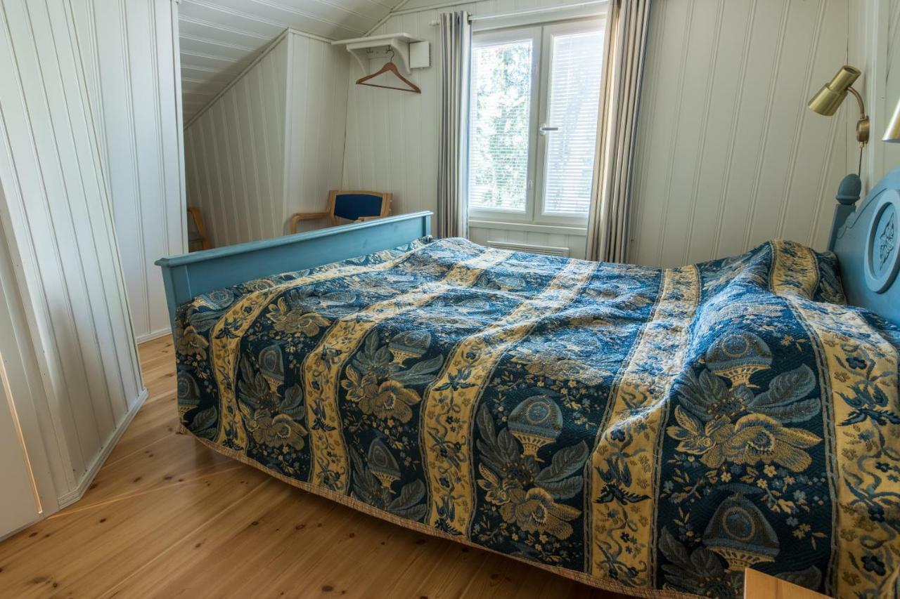 Villa Helga - Beachfront Hitis Extérieur photo
